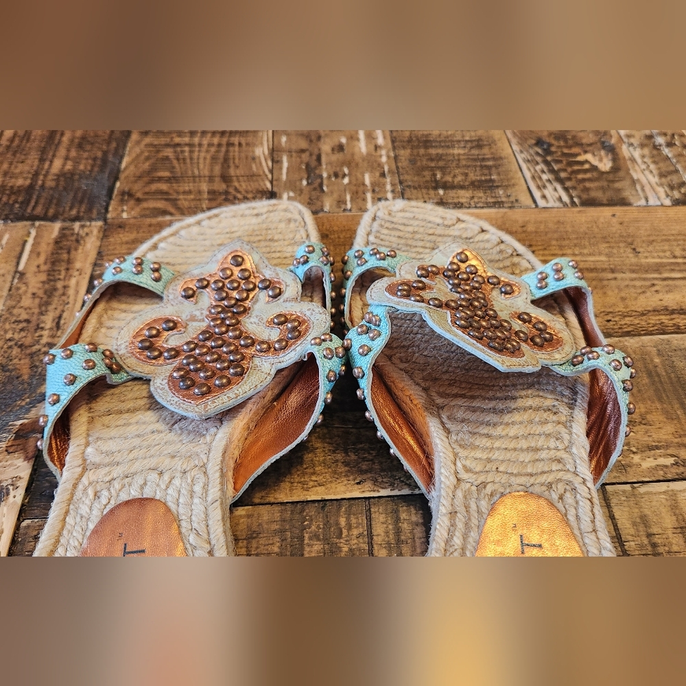 BRIDGET SHUSTER Leather Studded Esparadille Fluer De Lis Sandals Size 8 - Picture 7 of 10